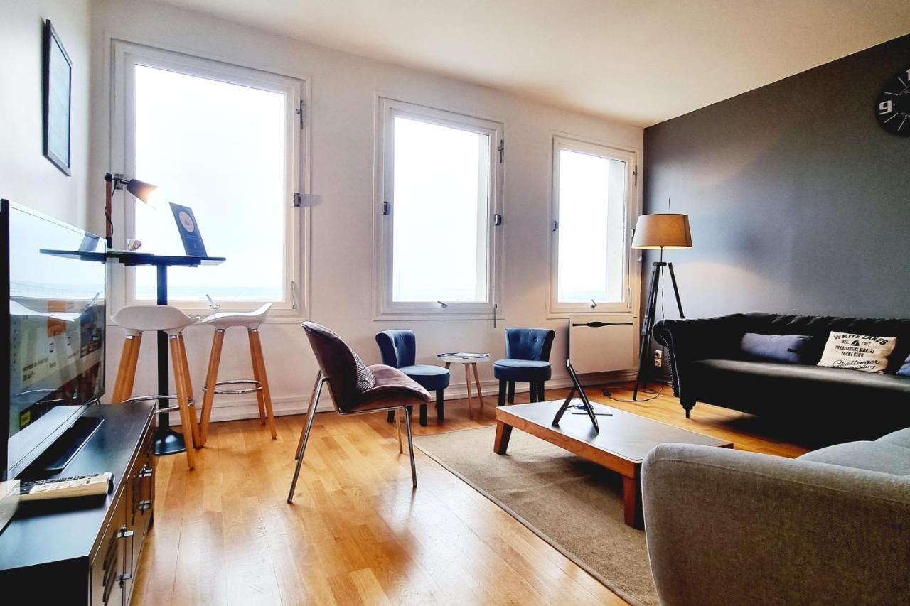 Appartement Vue Panoramique sur la Baie de Seine Parking à Honfleur Extérieur photo